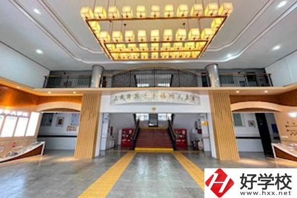 長沙自立中等職業(yè)技術(shù)學校有什么特色專業(yè)？
