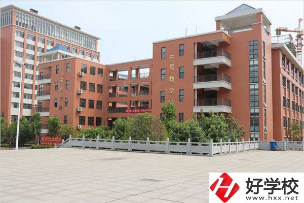 男生可以學(xué)幼兒保育專業(yè)嗎？郴州有學(xué)校推薦嗎？