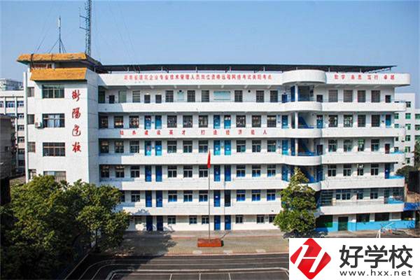 衡陽建筑職校怎么樣？建筑類專業(yè)就業(yè)前景怎么樣？