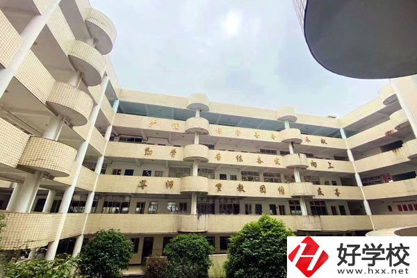 UI設(shè)計學什么？長沙有學這一專業(yè)的中職學校嗎？