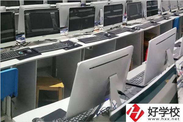 懷化市大鑫學(xué)校是職校嗎？辦學(xué)條件怎么樣？