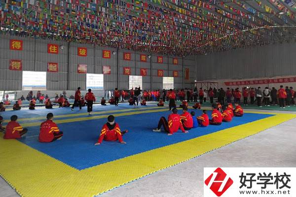 桑植縣民族文武職業(yè)學(xué)校訓(xùn)練場(chǎng)