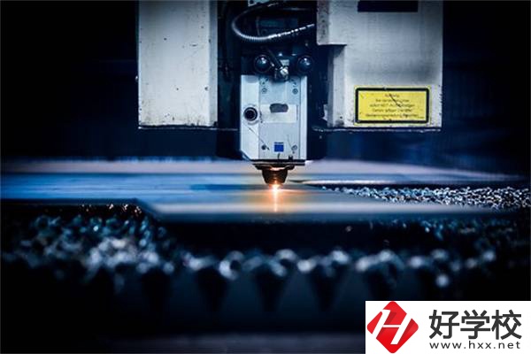 永州職校有哪些熱門專業(yè)？好不好找工作？