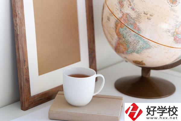 永州第二技工學(xué)校怎么樣？學(xué)校是公辦的嗎？