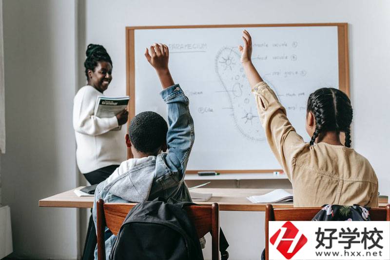 益陽(yáng)科達(dá)職業(yè)技校環(huán)境怎么樣？辦學(xué)特色怎么樣？