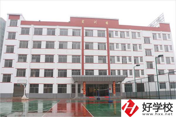 寧遠(yuǎn)縣職業(yè)中專學(xué)校辦學(xué)怎么樣？就業(yè)升學(xué)情況如何？
