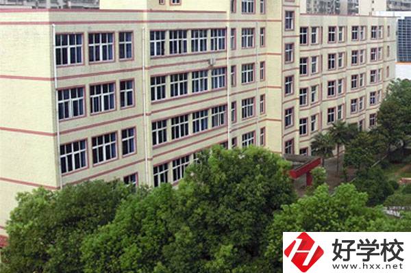 初中畢業(yè)讀中專，郴州工業(yè)交通學(xué)校好不好？